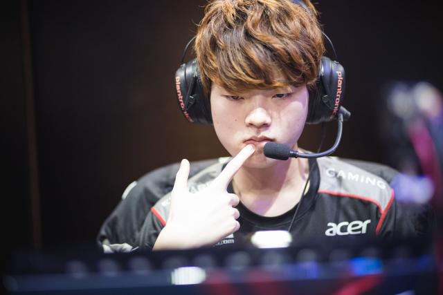 Deft(金赫奎)播音稿,精彩呈现